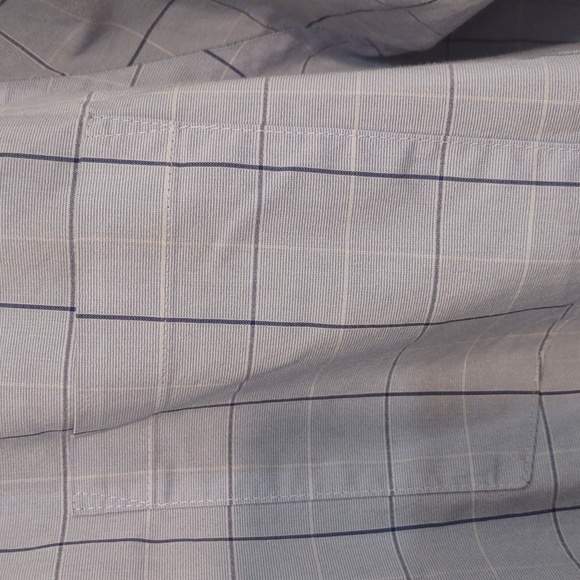 SLIGHTLY USED VAN HEUSEN FLEX 16 1/2 32/33 LONG SLEEVE BUTTON UP REGULAR FIT - Picture 3 of 10